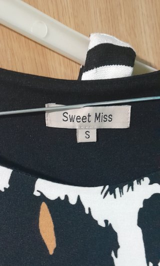 Lote 3 Vestidos Zara y Sweet Miss Tallas S, M, L