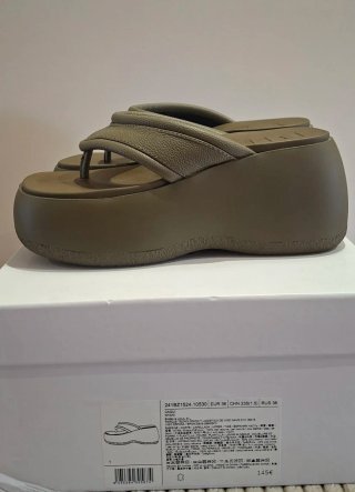 BIMBA Y LOLA Sandalias Verde Oliva