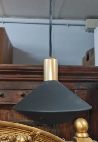 Lampada minimalista