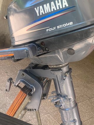 Motore fuoribordo Yamaha 4 tempi
