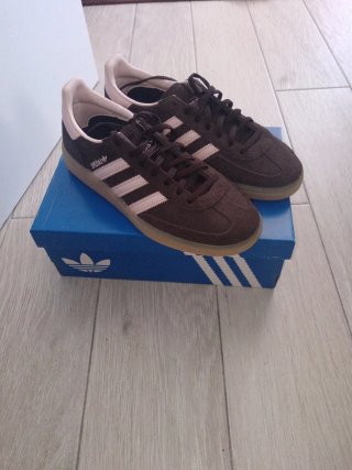 Zapatillas Adidas Spezial Marrones y Rosas