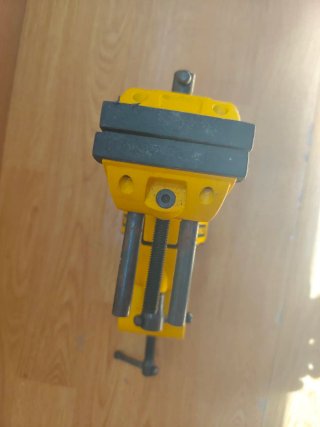 Tornillo de banco multi-ángulo Stanley