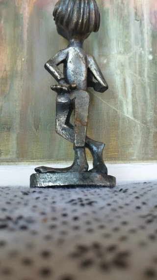 Figura de plomo CARVAL ART artesanal