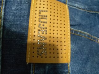 Vaqueros cortos Liu Jo Jeans con tachuelas