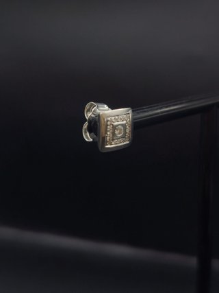 Pendientes de Oro con Diamantes 18K 4.70GR