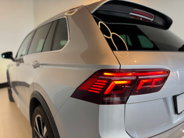 Volkswagen Tiguan R 2.0 TSI 235 kW (320 CV) DSG 4M