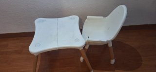 Trona infantil gris y blanca
