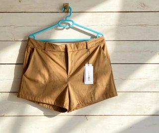 Shorts Stradivarius efecto ante , color Camel
