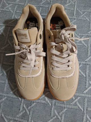 Zapatillas Mustang Mujer Beige/dorado Nuevas