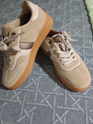Zapatillas Mustang Mujer Beige/dorado Nuevas