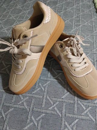 Zapatillas Mustang Mujer Beige/dorado Nuevas