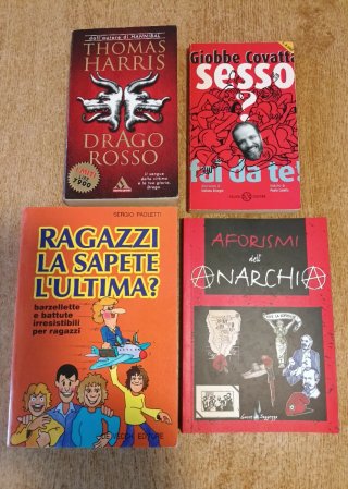 Raccolta libri