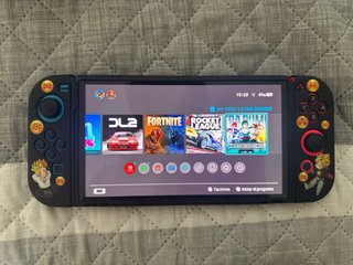 Nintendo Switch con accesorios