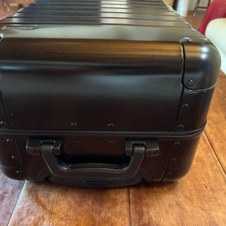 Maleta Away Aluminum Edition Onyx