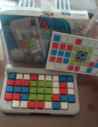 IQ Focus Smart Games Juego de Mesa