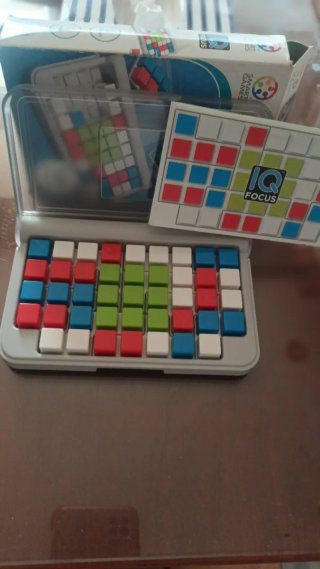 IQ Focus Smart Games Juego de Mesa