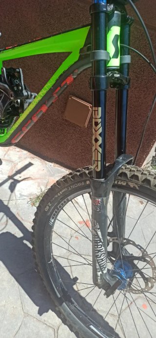 Bicicleta DH Scott Gambler 720
