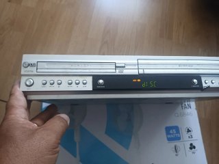 Reproductor DVD y VCR LG VCR706