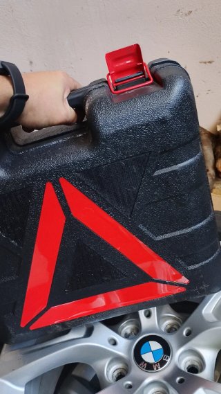 Elevador hidráulico para coche con maletín