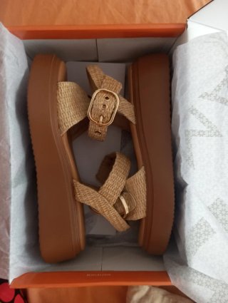 Sandalias Relax  Sin estrenar con caja Talla 39