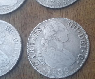 4 Monedas 2 Reales Carlos lll y IV.