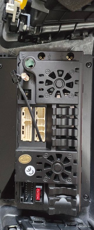NAVEGADOR / GPS Vertical UNIVERSAL