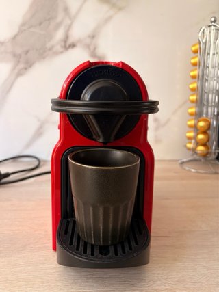 Cafetera Krups Nespresso Roja