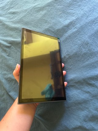 Tablet SKYEGG 10” Negra Nueva + Accesorios