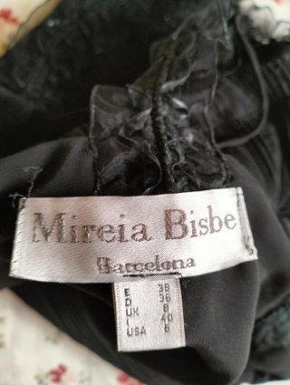 Top Mireia Bisbe Barcelona Negro