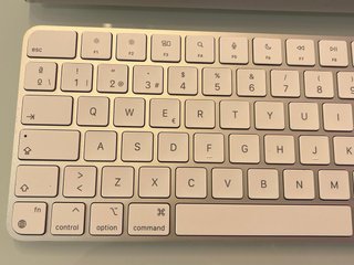 Apple Magic Keyboard con Touch ID