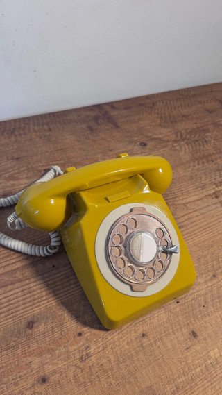 Teléfono GPO 746 Amarillo Mostaza