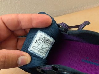 Deportivas Nike Negras y Moradas