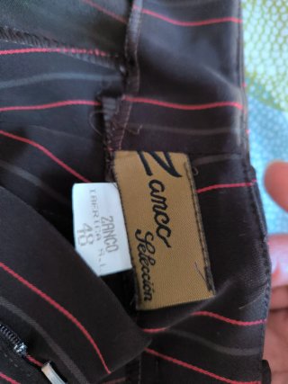 Pantalón elegante mujer marrón con rayas