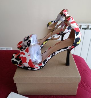 Sandalias estampado multicolor 39 de 75.99€