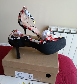 Sandalias estampado multicolor 39 de 75.99€