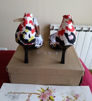 Sandalias estampado multicolor 39 de 75.99€