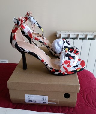 Sandalias estampado multicolor 39 de 75.99€