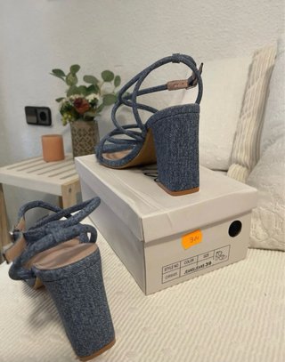 Sandalias de tacón vaqueras