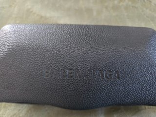 Occhiali Balenciaga bianchi