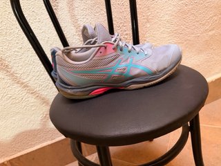Zapatillas Asics Padel Grises y Rosas
