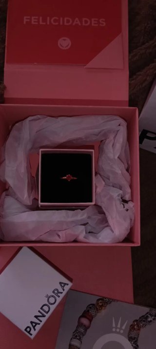 Anillo Pandora oro