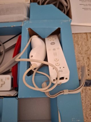 Consola Nintendo Wii Blanca y Gris