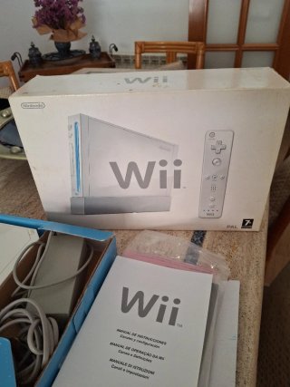 Consola Nintendo Wii Blanca y Gris