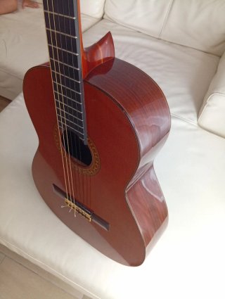 Guitarra de primera Taymar Antigua Firmada
