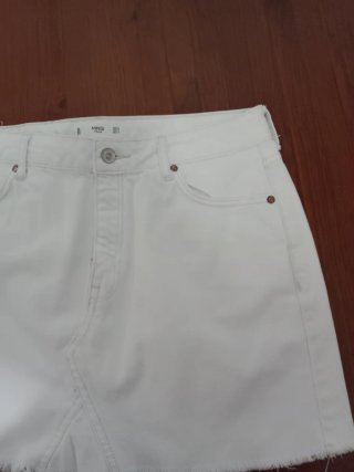 Minifalda blanca Mango