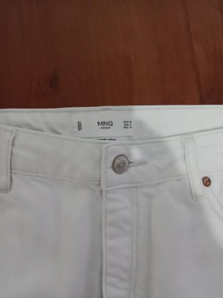 Minifalda blanca Mango
