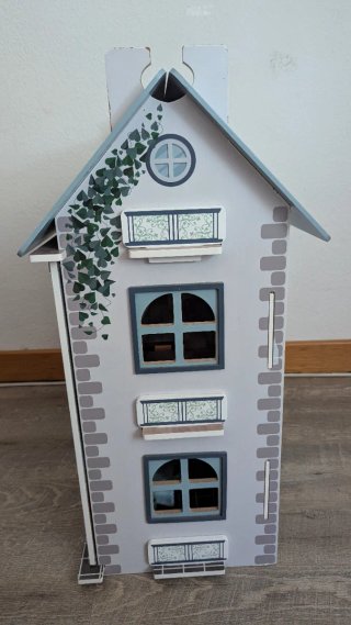 Casa de muñecas Lidl de madera