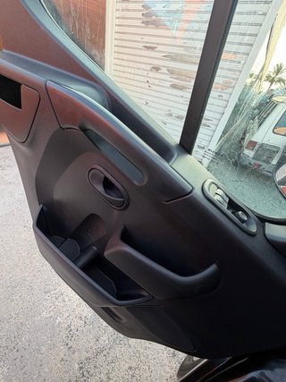 Nissan NV400 L3H3