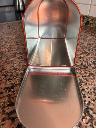 Caja Buzón Rojo y Blanco Metálica