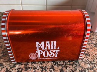 Caja Buzón Rojo y Blanco Metálica